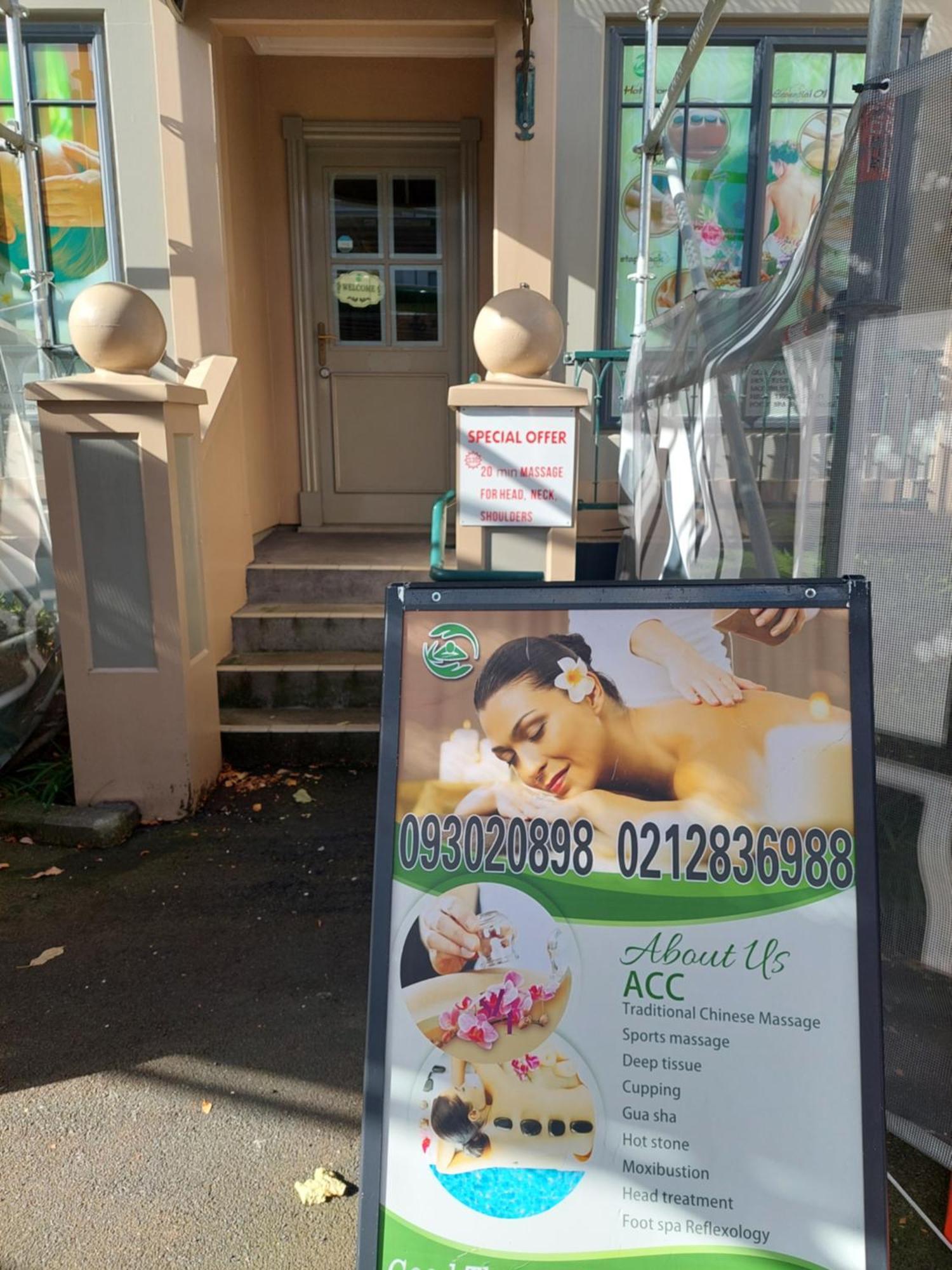Super Place In Superb Location! Free Parking! Auckland